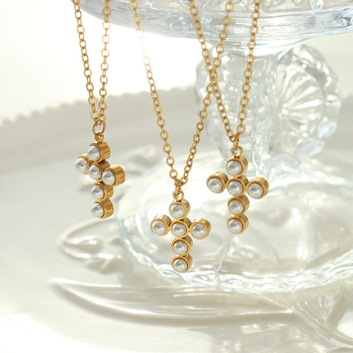 Halo Pearl Necklace