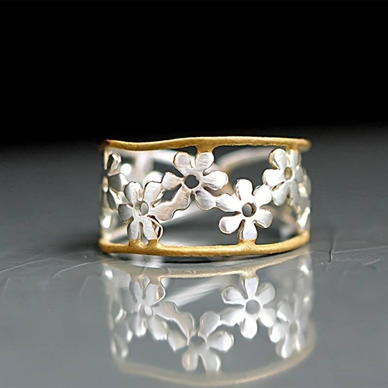 Chic Irregular Hollow Daisy Ring
