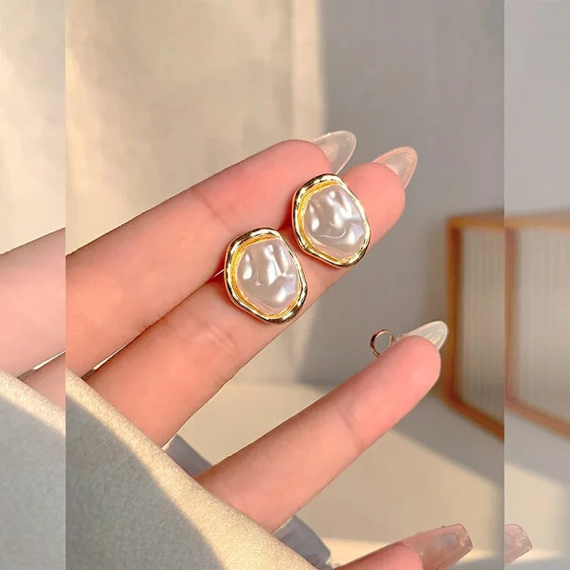 Elegant Pearl Earrings by Linda